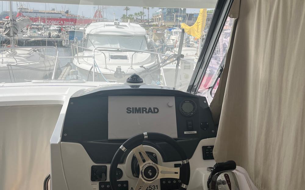 slider 5 Beneteau Antares 8.80