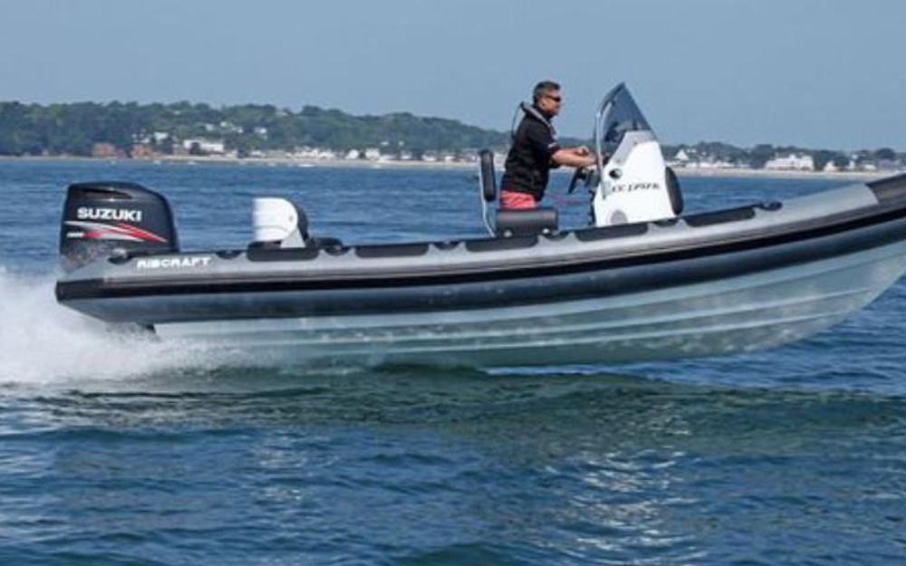 slider 1 Ribcraft 680