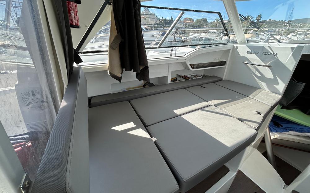 slider 22 Beneteau Antares 8 OB