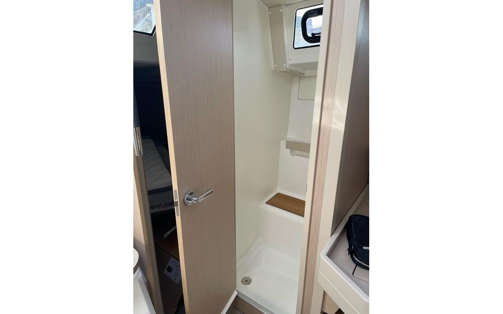 slider 8 Beneteau Oceanis 38.1